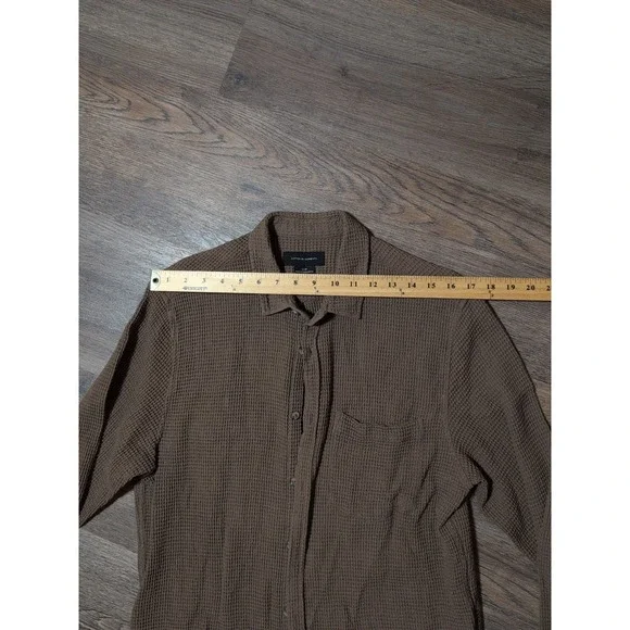 Cotton on Garments Men's Button Down Shirt Waffle Brown Small - Picture 9 of 16